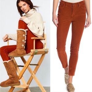 Brand: Free people Size: 26 Style: Corduroy skinny pants
